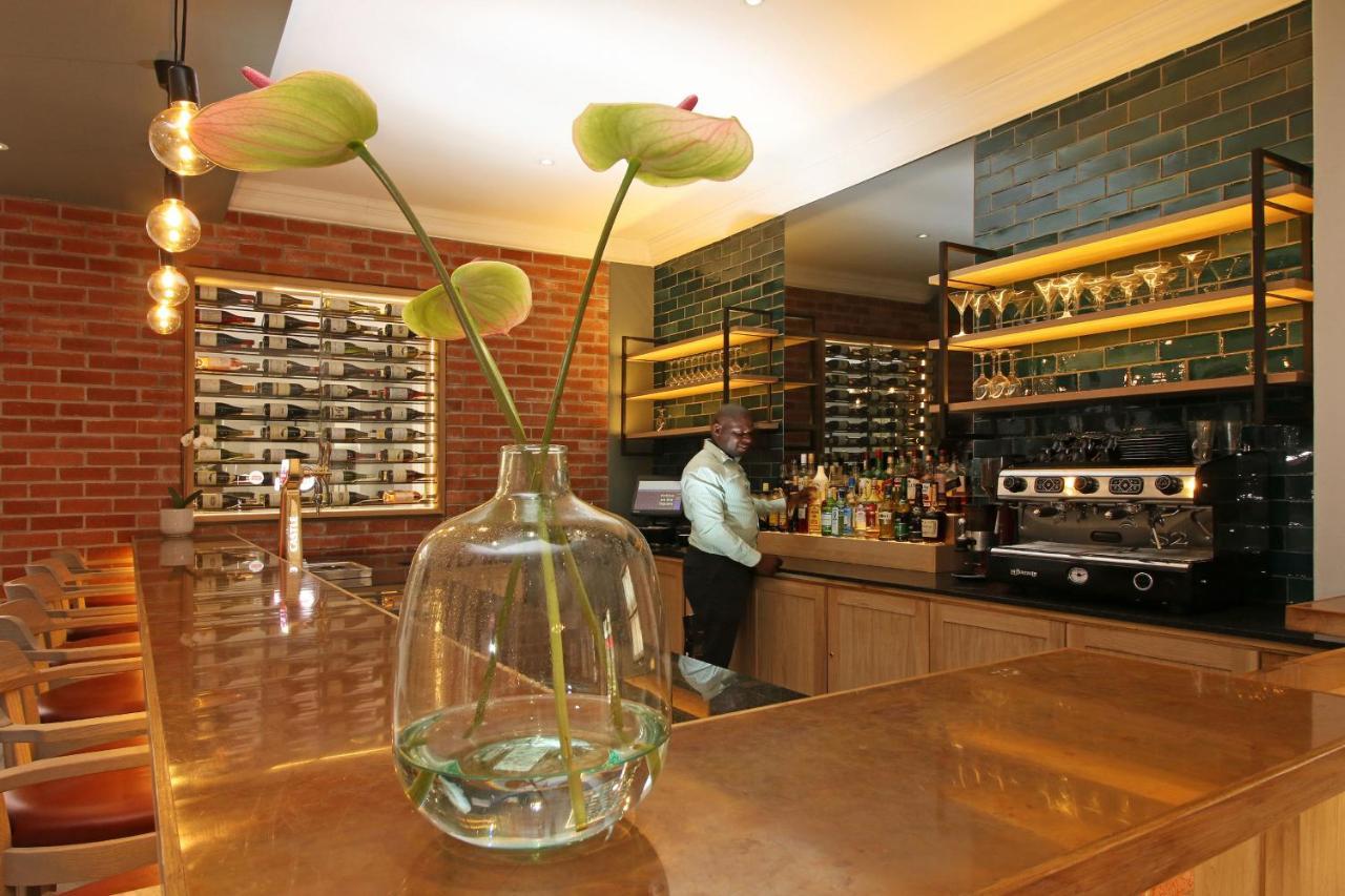 Hotel Hollow On The Square 4*